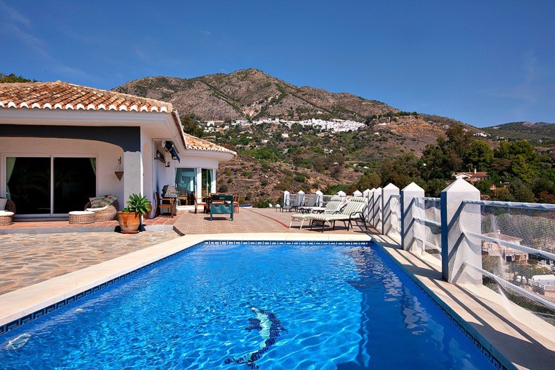 landelijke 4 slaapkamers 4 badkamers villa op slechts 5 minuten van Mijas en Fuengirola